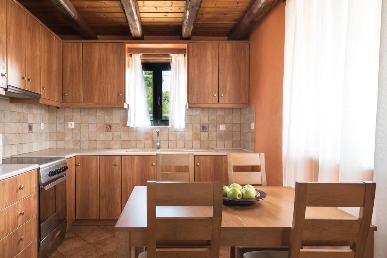 Villa Margarita Anafonitria Bagian luar foto